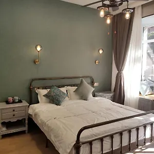 Qin Boutique Отель